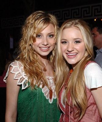 i love aly&aj best