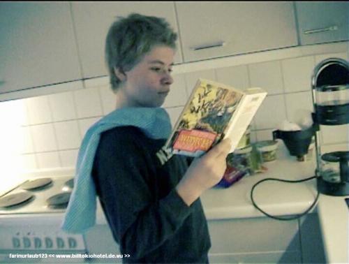 hij verdient de beste prijs van domhijd je mag is goe kijken dan zie je het (heel goe kijken h�)