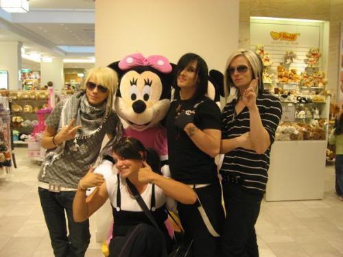 kiro(l) & yu& strify + fan & mini mouse