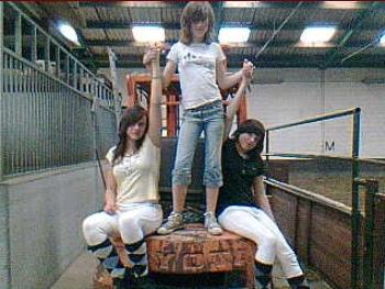 op de clarc, owyeah / vlnr: zus - justine - ik