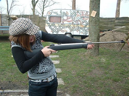 Scieten met de LuchtBuks van mijn neef :p 