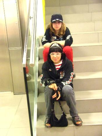 Cynthia & Nouk,  ik bn de onderste :')