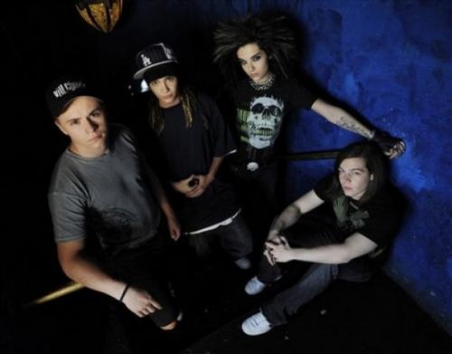 OMG ik heb 100 positieve reacties nodig =S voor 'n weddenschap dus bitte zet een reactiexD