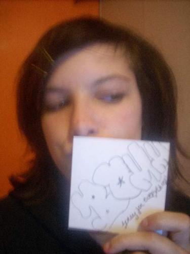 JA het is een kakfoto - check die kop vanmij :'D maarja, nouk voelde zich schuldig ^^ en als je het niet kan leze; er staan BOMM sorry for eveyrhing [/nuvoeltnoukzichlief XD]