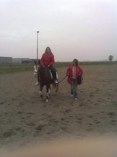 Op paardje van me schoonzus :D