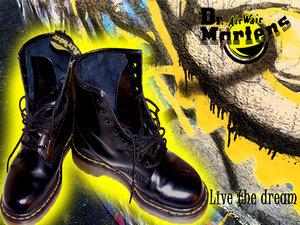 Dr. Martens <3