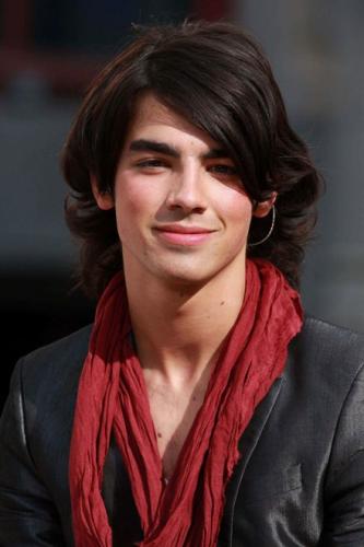 love joe jonas, and jonasbrothers!