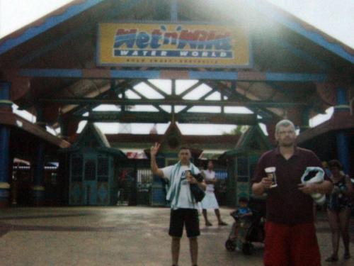 Matt Helders Voor Wet and Wild. <3