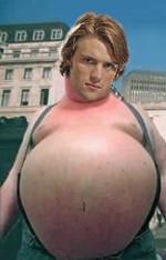 dr Chase met zn nieuwgekweekte bierbuikje. (x