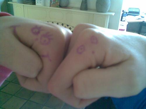 Doelloze poppetjes. :]