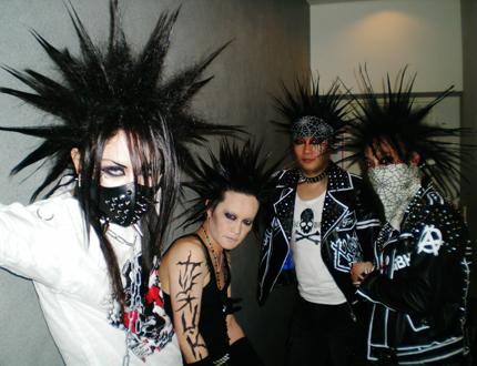 MANA'S NOT DEAD <333333