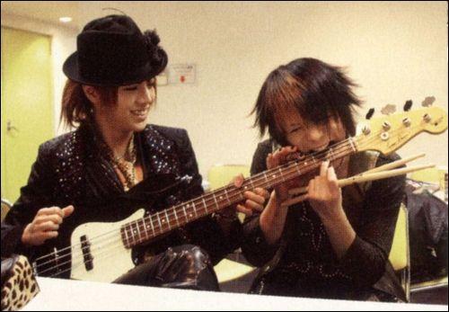 Saga's so gonna kill Nao