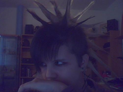 Ik dacht.. laat ik nog een foto erbij doenxD Ookal ist wel een beetje een oude foto(maand geleden ofzoxD)