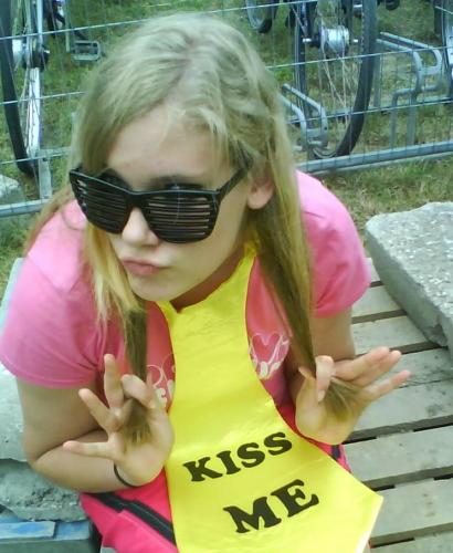 ikkee!! ='] wanna kiss me? [�]