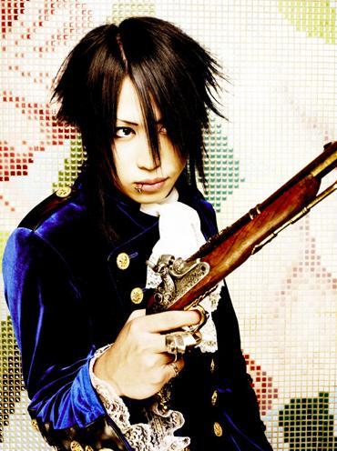 my prine with pistool^^ to protect me