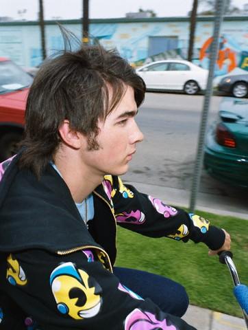 Kevin op fiets :P