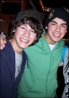 Nick en Joe Big smile ( cute )(K)