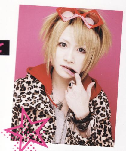 Miku(vocalist an cafe)
