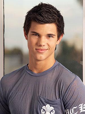 Taylor Lautner!!
