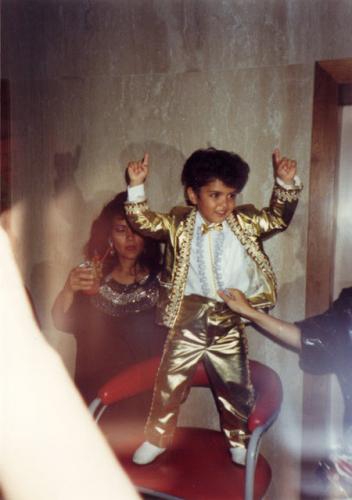 Bruno Mars als Elvis Presley! Cute?