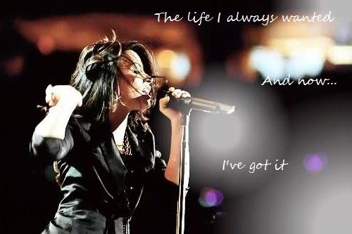 Chlo� Rosell ,demi lovato,