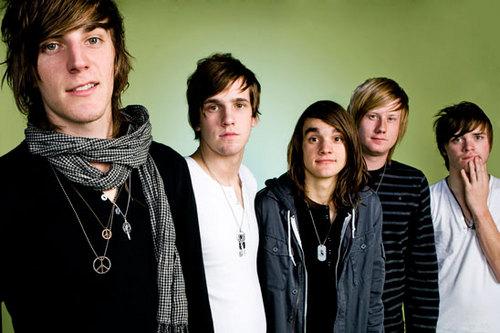 omfg! Mensen! Het is...The Maine!