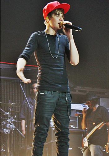 die is cute -don't know why-