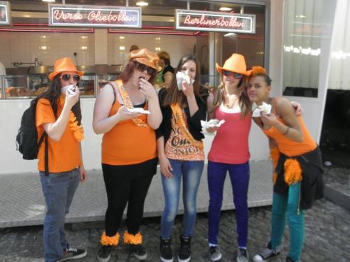 omdat hun als het geen koninginnedag is ook awesome zijn <3