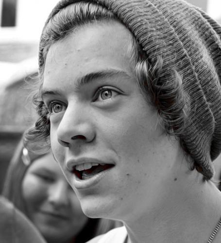 Hazza babe, why are you doing this to me?